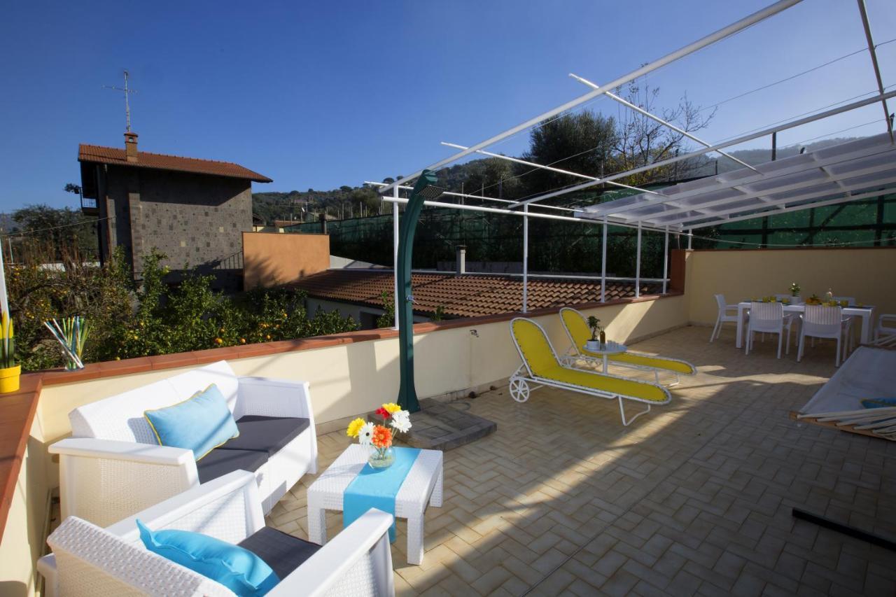 Relais Villa Chiara Free Parking Sorrento Kültér fotó