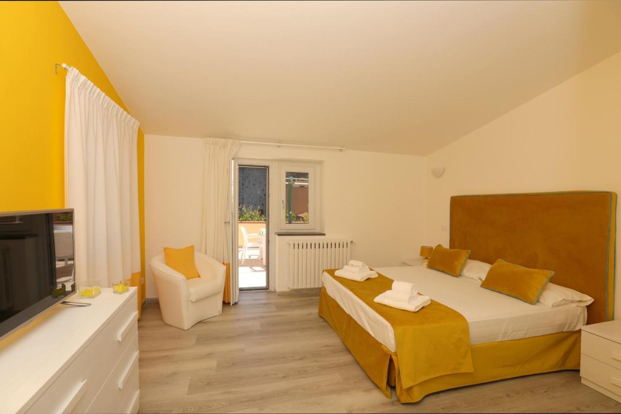 Relais Villa Chiara Free Parking Sorrento Kültér fotó